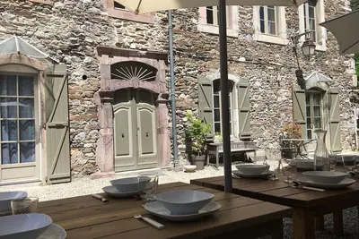 Image de T3 de standing au coeur de Luchon (54m2 pour 4 - 6 personnes)
