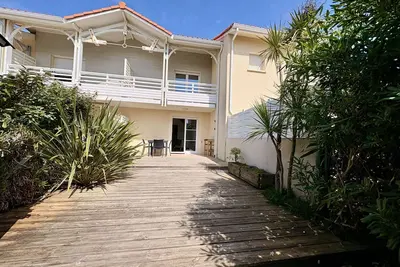 Image de Sympathique maison mitoyenne avec terrasse (125)
