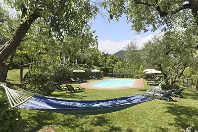 Image de Maison Orphée dans un splendide domaine avec piscine sur les collines de Lucca