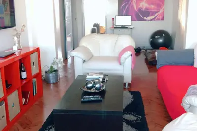 Une belle Badroom dans un bel appartement situé au centre