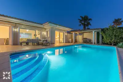 Image de Villa La Corona by Abahana Villas