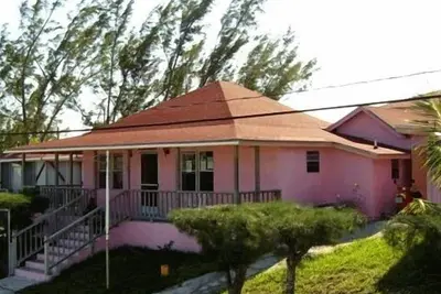Image de The Perfect Vacation Hideaway - Cottage donne sur un diplĂ´me Ocean View 180!
