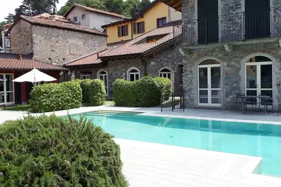 Image de Bellagio Dreams Apt Seulement 100mt Du Lac \/ Beach-The Dream Entre Le Lac Et Les Montagnes
