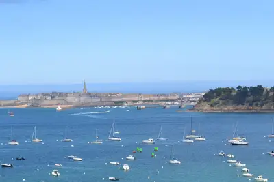Image de Deux pieces de standing pour 2 personnes- vue mer -balcon-parking