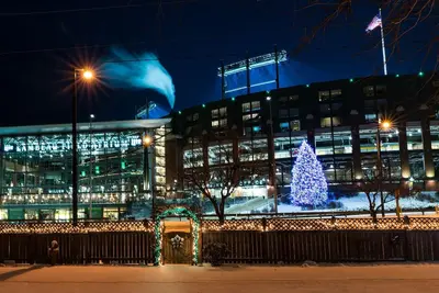 Image de Best View On The Block dans l'ombre de Lambeau Field
