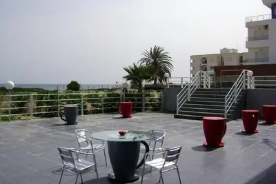 Image de Studio meublé haut standing vue mer