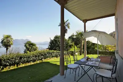 Image de Magnifique appartement dans une villa de prestige Art Nouveau avec piscine et superbe vue sur le lac