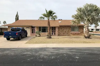 Image de Maison entièrement meublée dans la belle ville de Sun City West