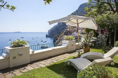 Image de Villa Galene: Une villa élégante et accueillante sur trois étages située dans le centre de Positano.