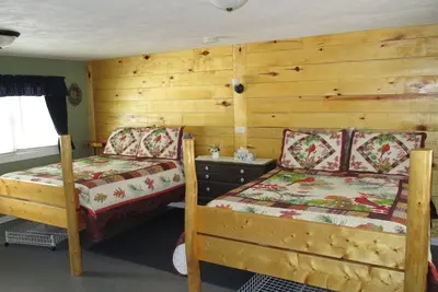 Image de Finley's Riverside Cabins | Cabine F