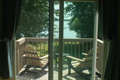 Image de Charmant cottage en bord de mer à Point Peninsula