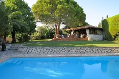 Image de Villa de Charme Sur Les Hauteurs d'Antibes-Juan les Pins