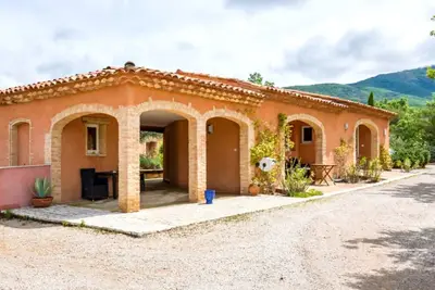 Image de Appartement “Rouge et Noir”