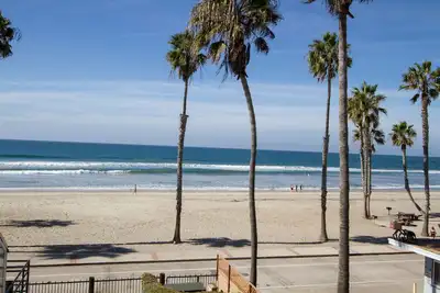 Image de Lorsque tout ce dont vous avez besoin pour que le jour s'insère dans un sac à fourrure. . .