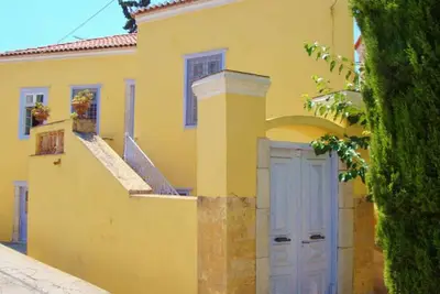 Image de Bâtiment historique de Villa Spetses par Jj Hospitality