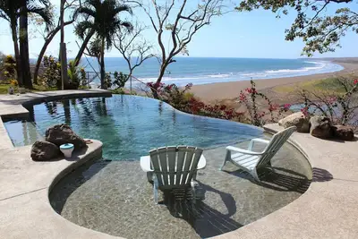 Image de Couples Hideaway Penthouse, meilleure vue sur la plage possible! Dans le refuge faunique