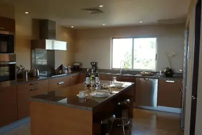 Image de Front de mer, condo 3Bdrm 5Star avec golf inclus, spa, installations du complexe