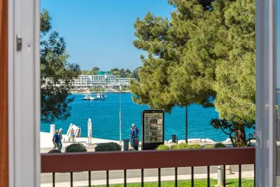 Appartement Riva Porec avec balcon et vue sur la mer