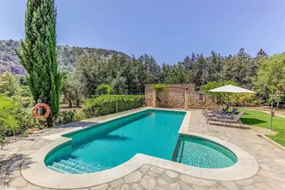 Image de Llenyater for families with pool