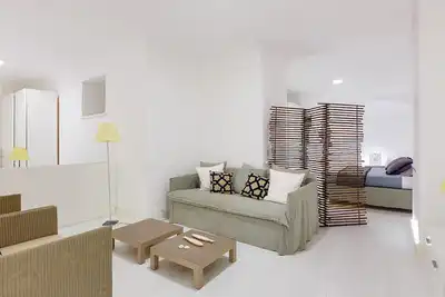 Image de Appartement élégant sur la côte de Sorrente dans le centre de Vico Equense