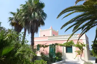 Image de Villa avec piscine et jardin, luxueux, pres de Galatina