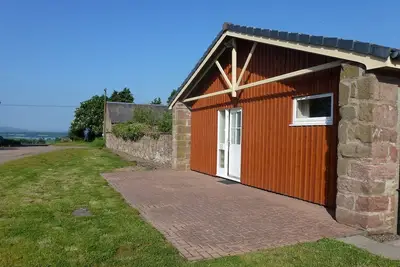 Image de Orchard View; Chalet spacieux de 4 chambres dans un endroit rural. Un étage