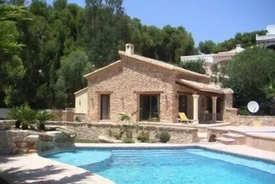 Image de Petite maison de vacances dans le style finca