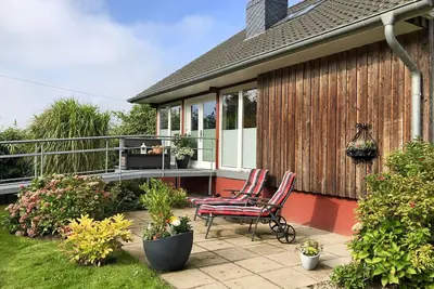 Image de Hébergement familial pour les amoureux des animaux avec jardin, terrasse et WiFi