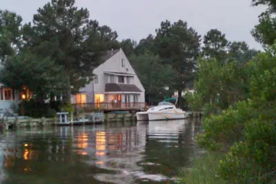 Image de Summer Breeze - Waterfront unifamiliale Maison de vacances
