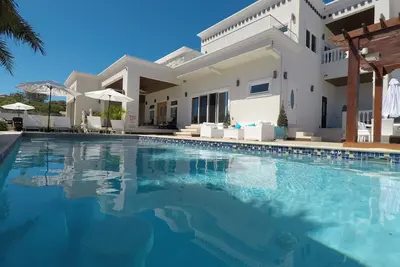 Image de La White House Tci et Kenard Cruises forfait vacances en yacht