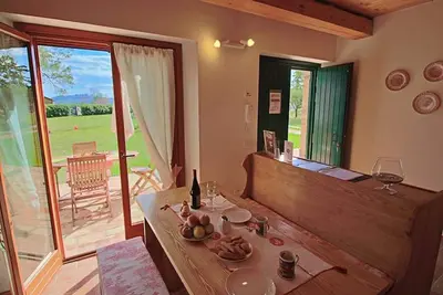 Image de Offre spéciale! Charmant appartement dans la campagne Le Marche avec vue imprenable et piscine