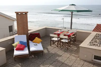 Image de Maison de plage à 50 mètres de la mer (Madeiros eau)