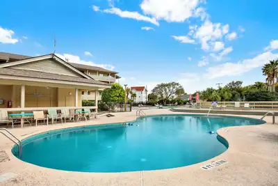 Condo 2 chambres face à la mer 35c