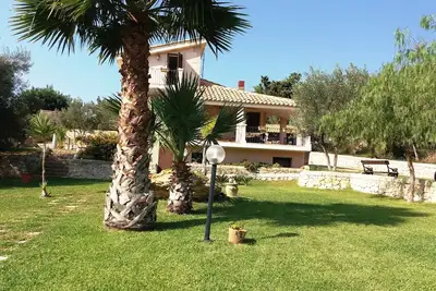 Image de Villa Giorgia entre mer, nature et art