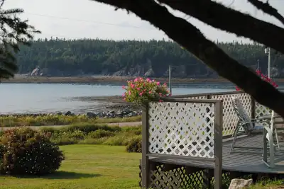 Image de Oceanfront Rancher avec des vues spectaculaires