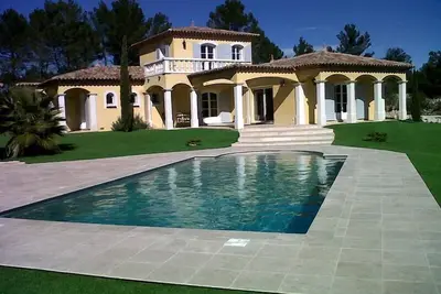 Image de Belle villa, vue panoramique et piscine chauffée