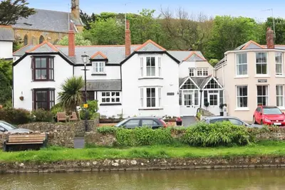 Wharfinger, views of Bude canal, sea and beaches