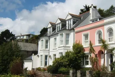 Image de Bessborough Green, St Mawes lovely estuary views