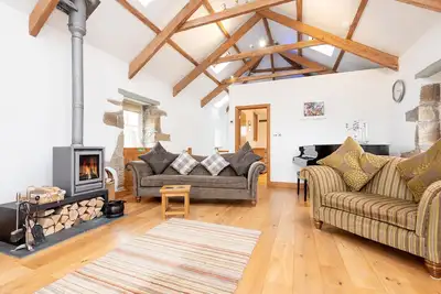 Old Barn, Tregonetha, glorious countryside views