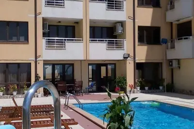 Image de Appartement 2 pièces de 93 m2 avec terrasse et vue mer