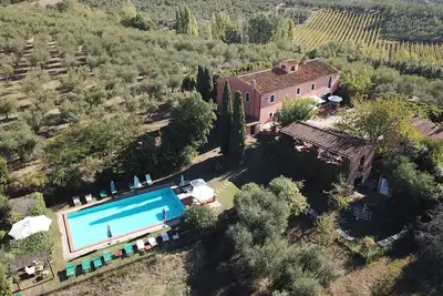 Image de Agriturismo Podere Marchiano, ancienne ferme entièrement restaurée dans le style toscan.