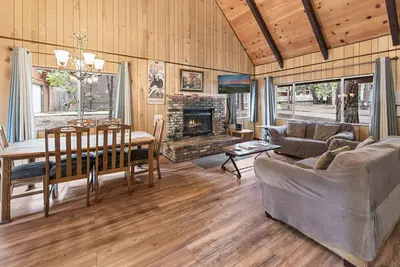 Image de Bear Crossing: 3 Br / 1 Ba maison Ă Big Bear Lake, pour 6 personnes