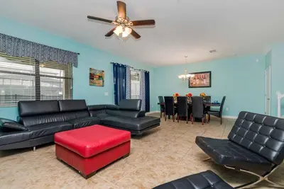 Incroyable maison familiale - Chambres spacieuses - Équipements actifs pour les familles