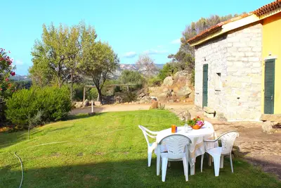 Image de Agrit Pinna - la casa sul giardino