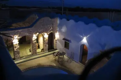 Image de Riad L UniVert Bleu - piscine - petit village marocain