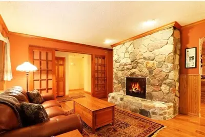 Image de Oasis privée près d'Ann Arbor (bébé bienvenus)