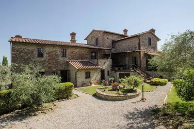 Image de Villa toscane PRIVÉ Avec Piscine De 10 Personnes! ! !