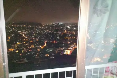 Image de Voir Baguio sur le dessus 'parfait pour les voyageurs en solo et en couple. Séance photo illimitée.