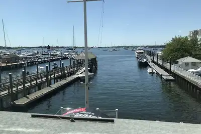 Image de Waterview Condo (1 Chambre) à Newport & Jamestown