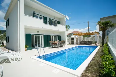 Image de Villa Iva avec piscine